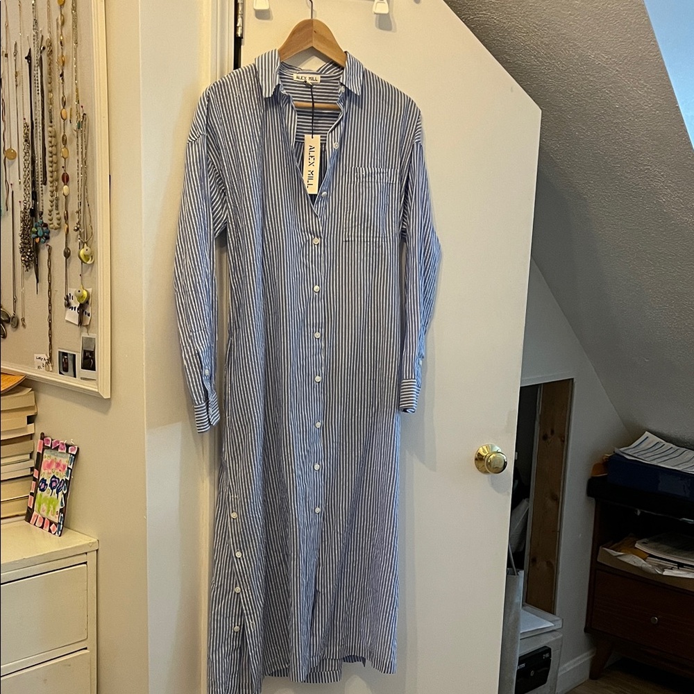 Alex Mill Blue and White Seersucker Shirt